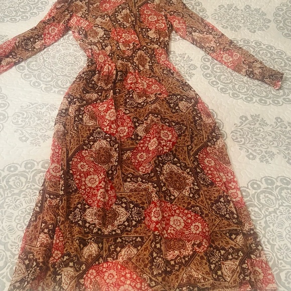 Tommy Hilfiger Dresses & Skirts - Tommy Hilfiger Red and Brown Long Sleeve Dress